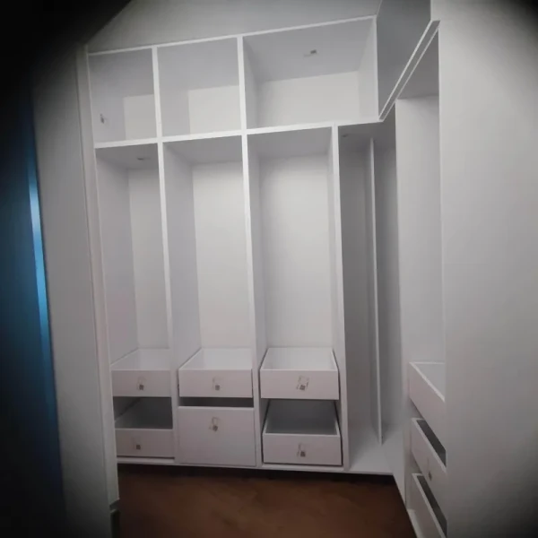 meble-na-zamowienie-133