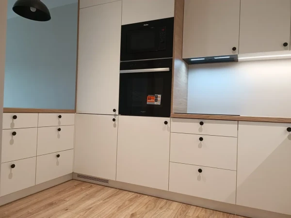 meble-na-zamowienie-163